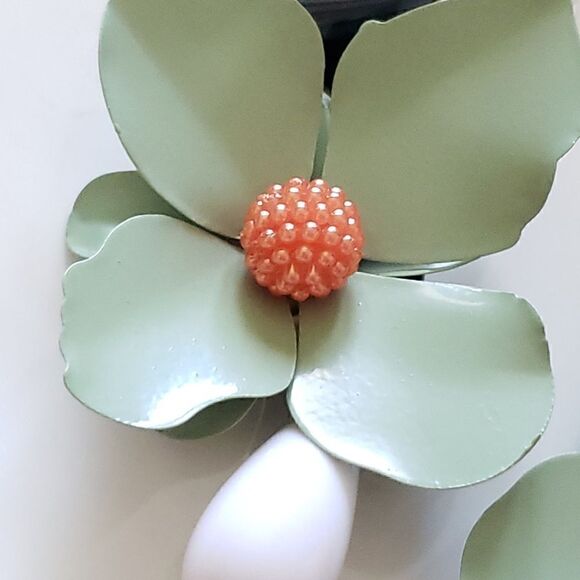 New! Zara Big Flower Earrings - Picture 8 of 13